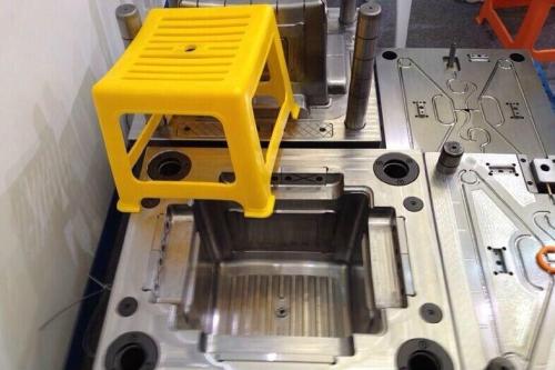 注塑模具加工中模具原理及組成要點有那些呢？